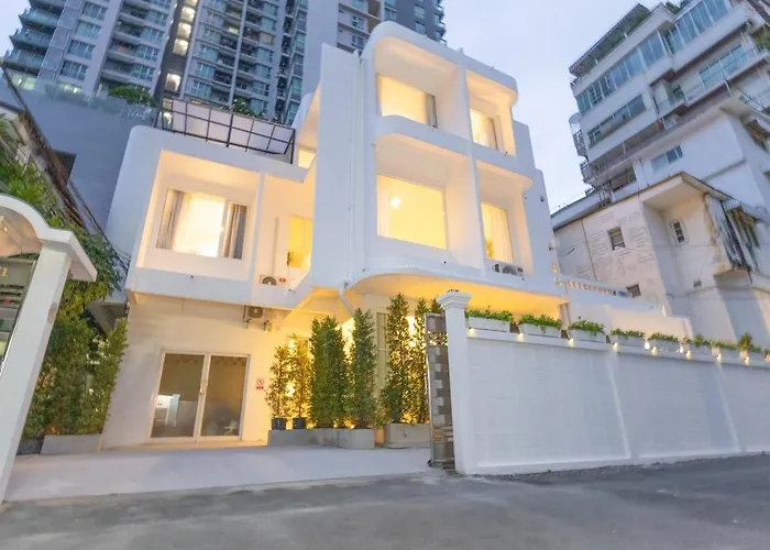 아파트 Lovely For 2 Guests In The Heart Of Sathorn