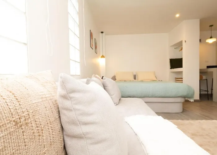 Lovely For 2 Guests In The Heart Of Sathorn *