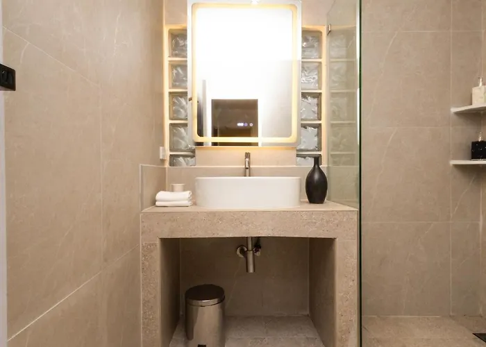 아파트 Lovely For 2 Guests In The Heart Of Sathorn